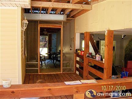 built in screen room