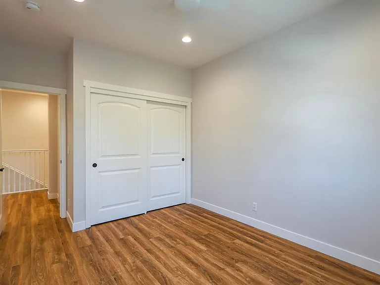 1288 Pistachio Ter — Photo 25