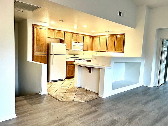 3rd image of 10302 Scripps Poway Pkwy Unit 10