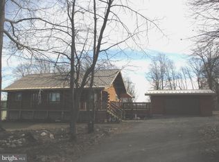 1790 Hoke Rd, Seven Valleys, PA 17360