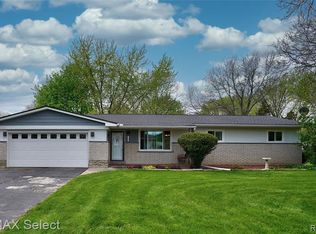 1167 Cora Dr, Flint, MI 48532