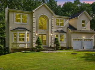 567 River Rd, Chatham Twp., NJ 07928