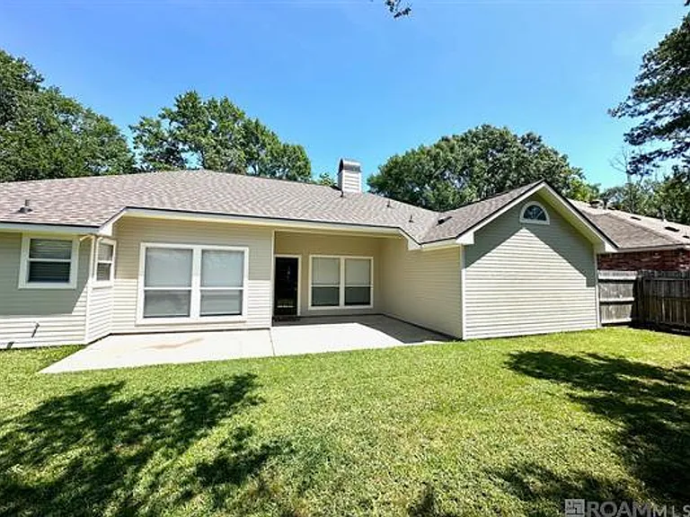 4126 Stumberg Ln — Photo 22