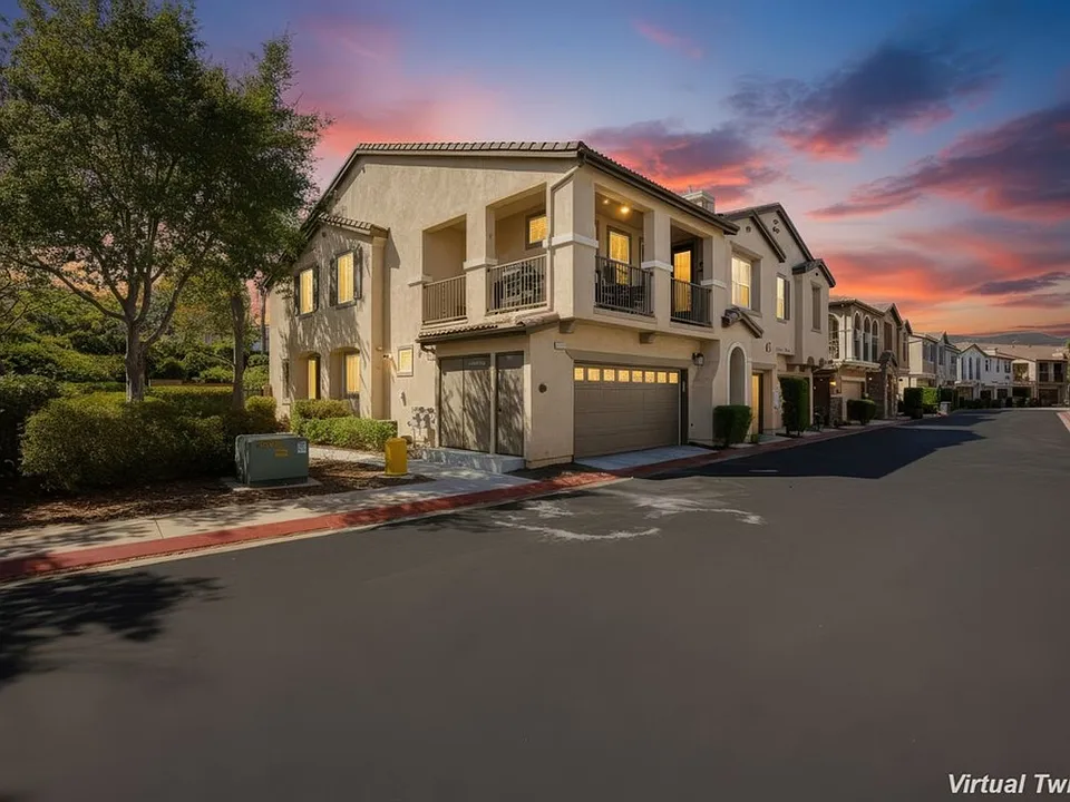 42910 Avenida Amistad