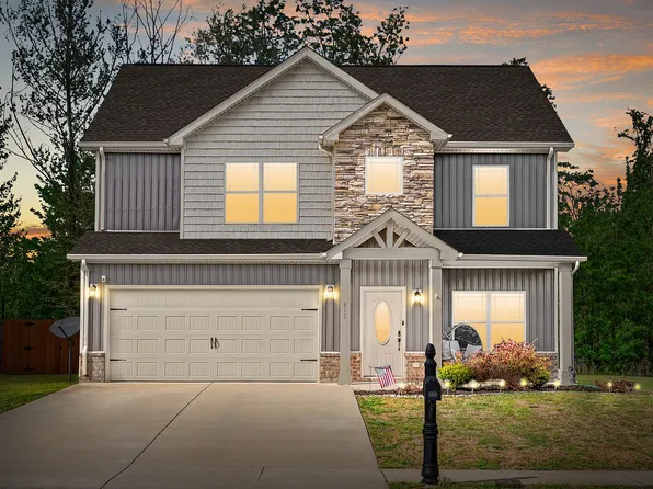 513 Somerset Ln, Clarksville, TN 37042