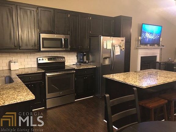 4th image of 5586 Chestnut Creek Ln
