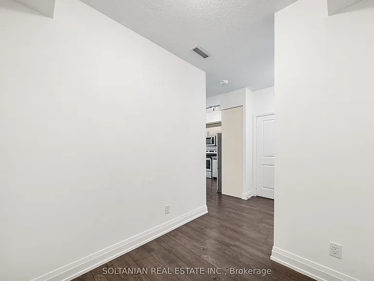 591 Sheppard Ave E #520 — Photo 23