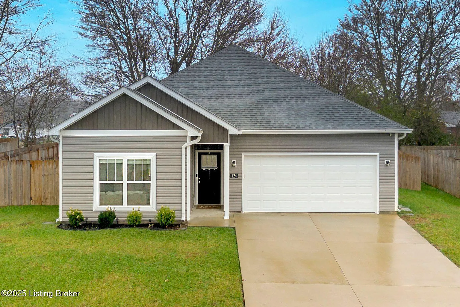 124 Harvest Dr photo 1