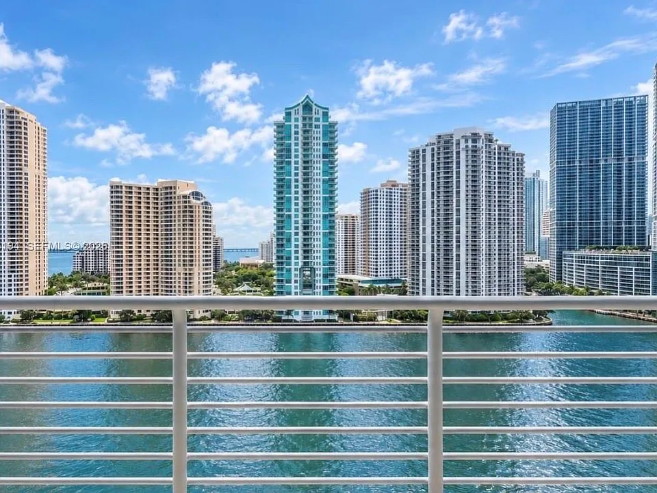 335 S Biscayne Blvd #1801