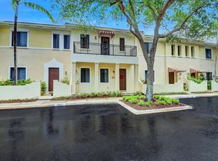 2605 Venetian Dr, Boynton Beach, FL 33426