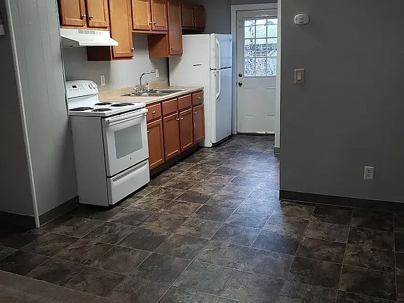 Laundry Hookups Available in Unit