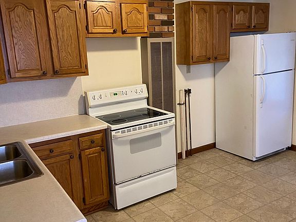4th image of 1 Cypress St APT 4