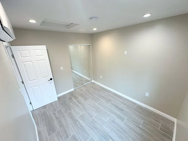 Gorgeous 1BD/1BA all appliances included. Move in ready!! — Photo 7
