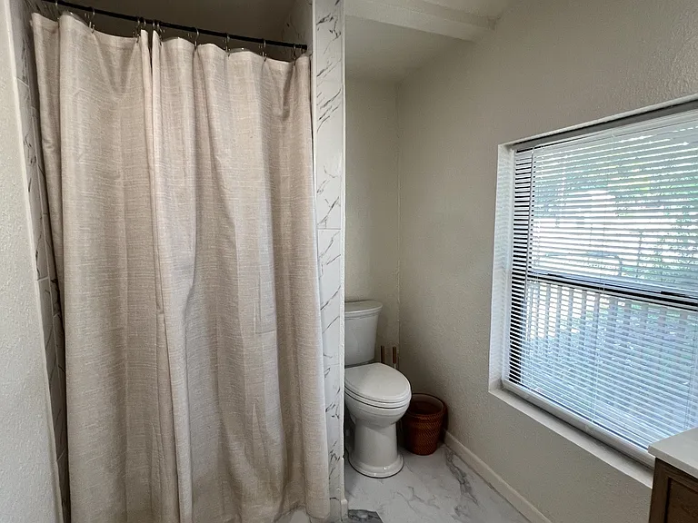 1519 S 43rd St — Photo 10