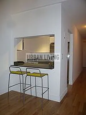 Rented by Urban Living | media 32
