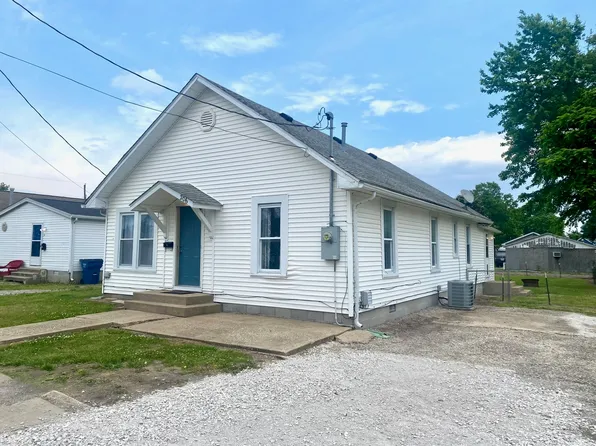 206 S Horn St, West Frankfort, IL 62896