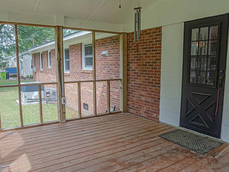 Fulcher Ln — Photo 4