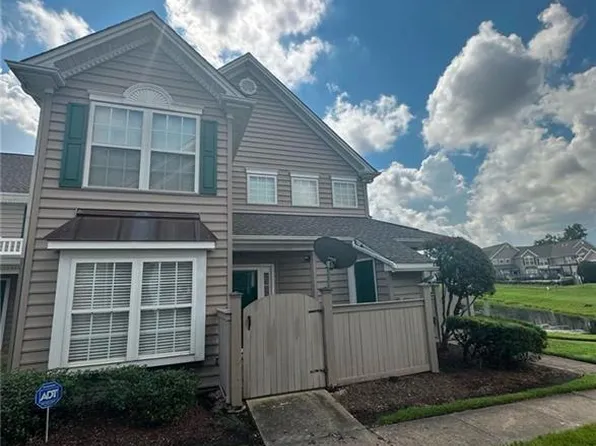 2403 Old Greenbrier Rd, Chesapeake, VA 23325