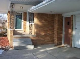 5575 Debra Dr, Shelby Township, MI 48316