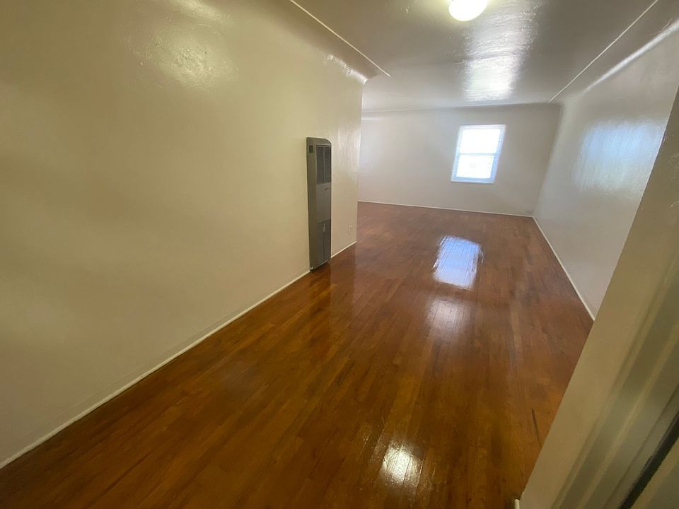 1st image of 1209 Dr Martin Luther King Jr Ave NE #8