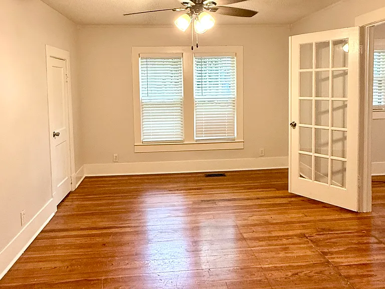2415 Virginia Blvd NW — Photo 2