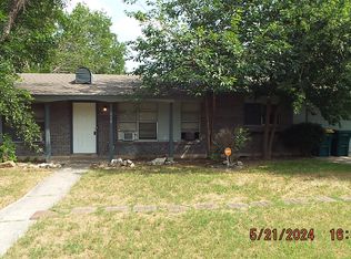 210 Northview Dr, Universal City, TX 78148