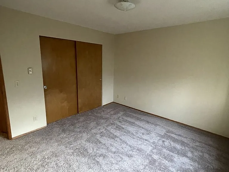 5705 Hendrickson Ave — Photo 8