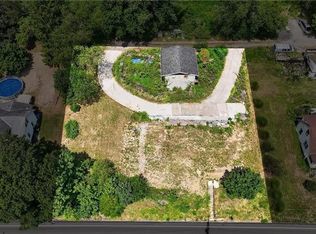 3143 Santiago Rd, Imperial, PA 15126