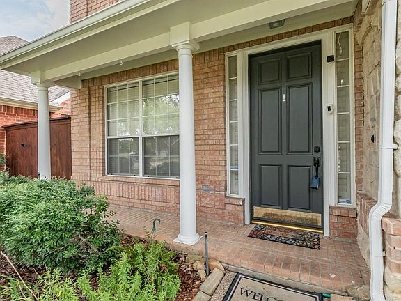 Covered Front Porch