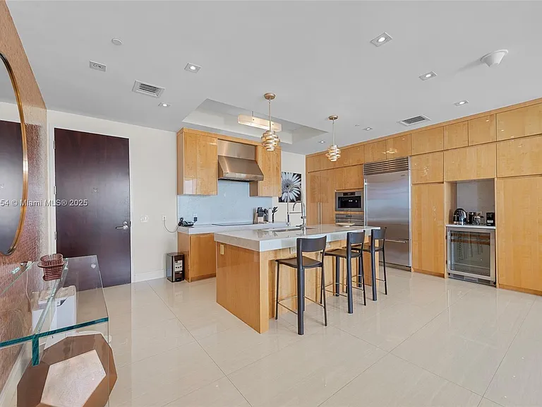 9705 Collins Ave #1905N — Photo 8
