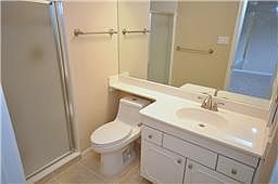 4th image of 5866 Valley Forge Dr