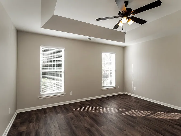 1001 Andrea Pl — Photo 8