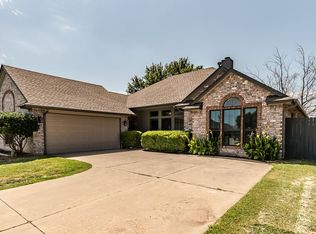 3904 Sparkle St, Norman, OK 73072
