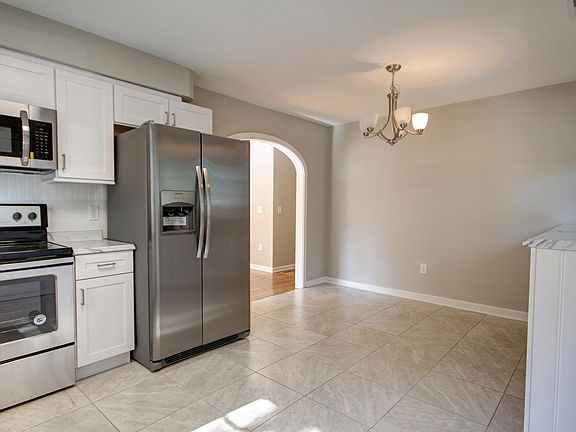 4th image of 5645 Dobson St