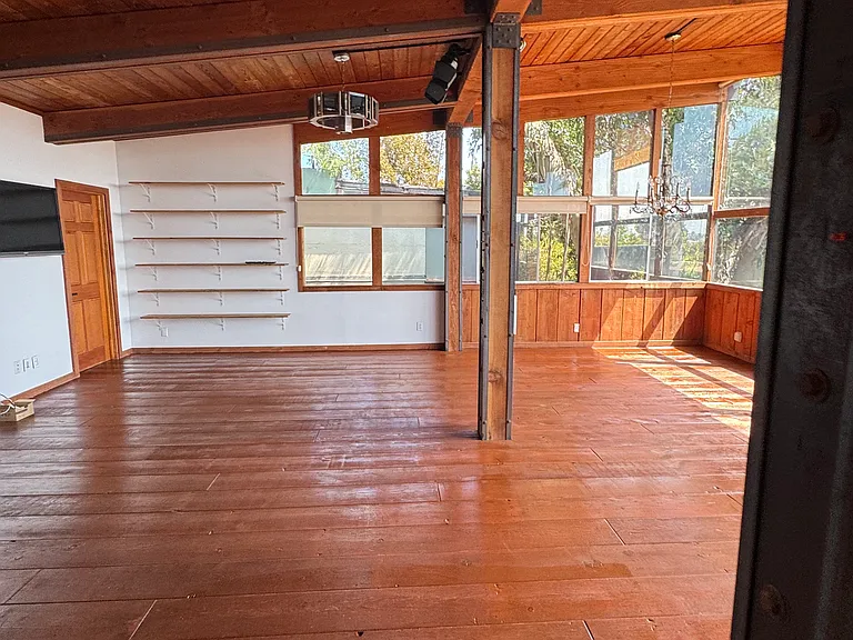 2428 Beverly Ave #A — Photo 32