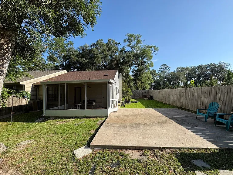 1105 Brafforton Dr — Photo 35
