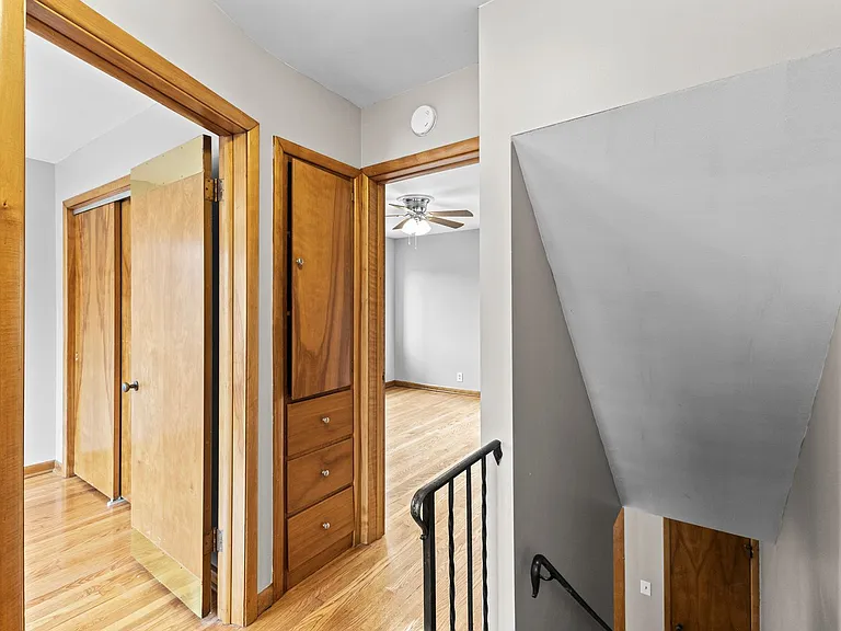 723 Village Dr — Photo 18