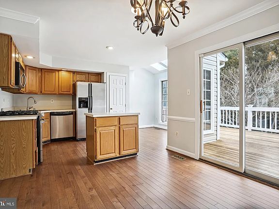 4th image of 9541 Shepherd Hills Dr