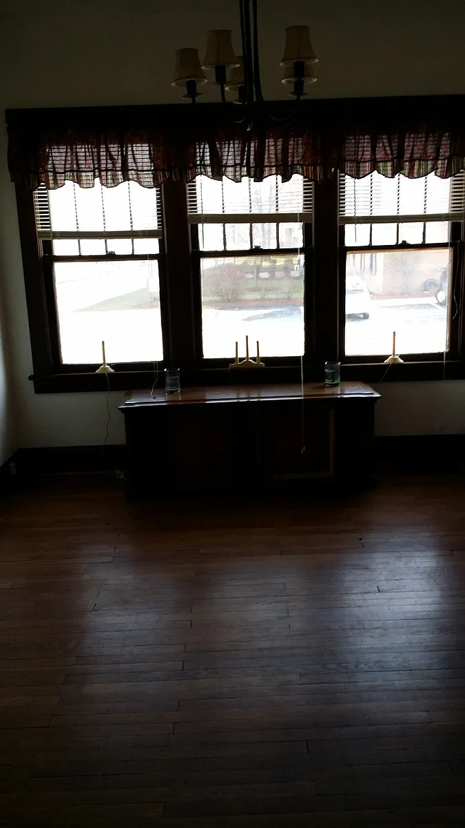 Building Photo - 807 Riverside Dr #1