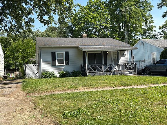 3rd image of 1391 Jolson Ave