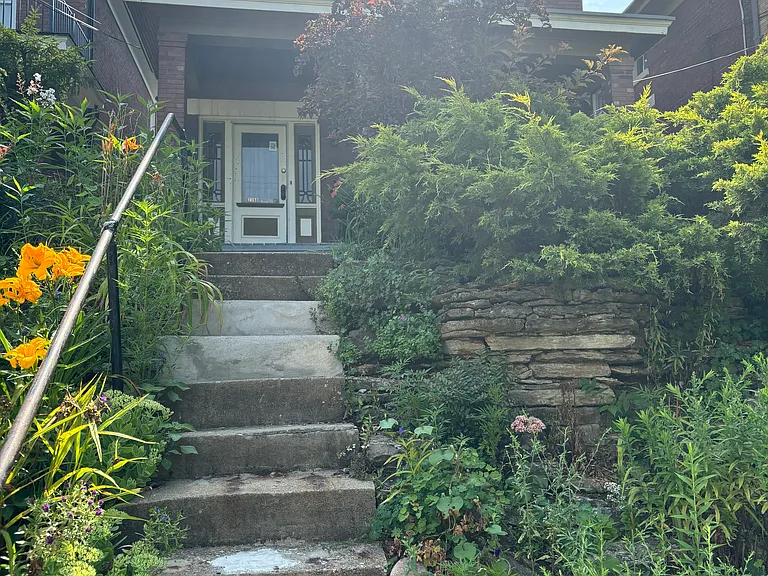 2366 Fairview Ave — Photo 44