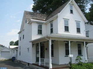 131 Bridgeboro St, Riverside, NJ 08075