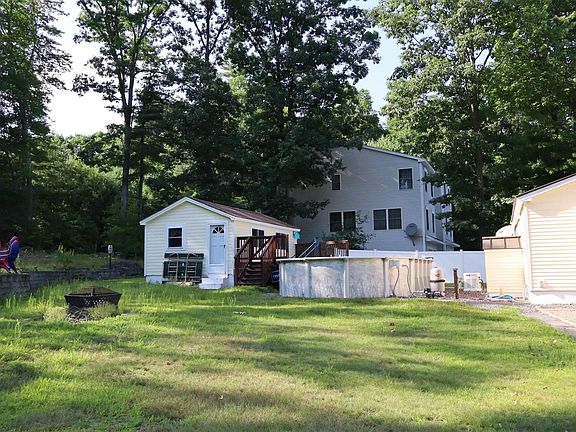 4th image of 56 Arbutus Lane