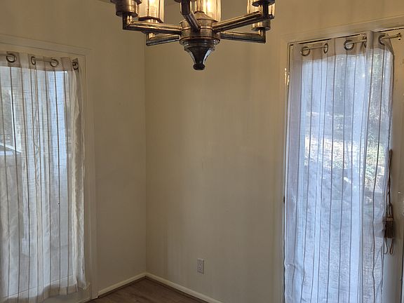 5th image of 663 Bishops Lodge Rd APT 59