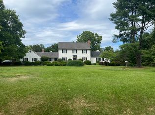 540 Ivy Farm Dr, Charlottesville, VA 22901