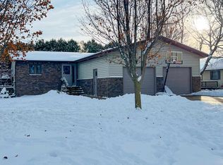 601 Russell Ave, West Union, IA 52175