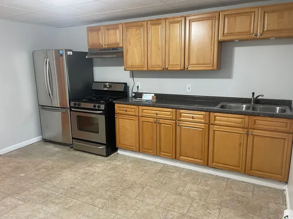 1-15 Langsberries Avenue, 1-15 Langsberries Ave #13, North Providence, RI 02911