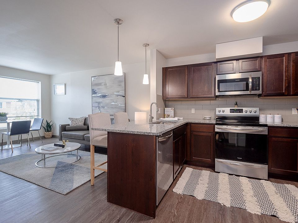 Glenville CircleNorth Kitchen