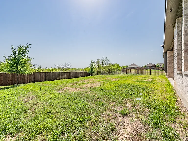 1221 Coralberry Dr — Photo 30