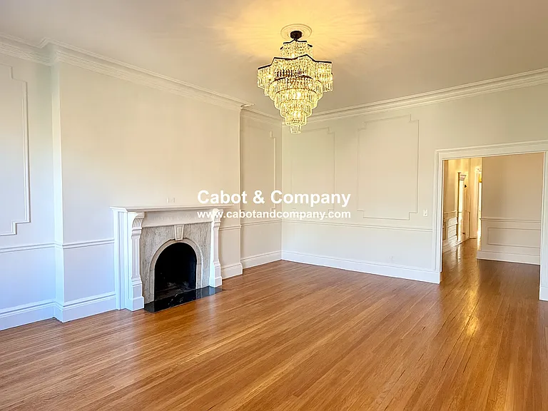 231 Beacon St #3 — Photo 2